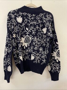 French Connection navy Sweater Floral Embroidery both sides oversized 24x24 S